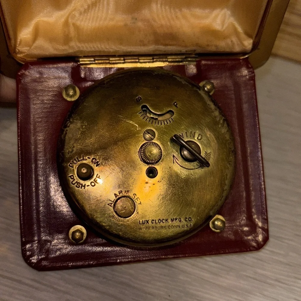Vintage 1950s Travel Alarm Clock